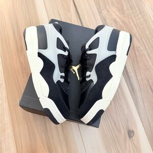 Jordan 4 RM brand new